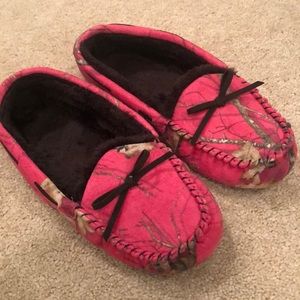 mossy oak moccasins